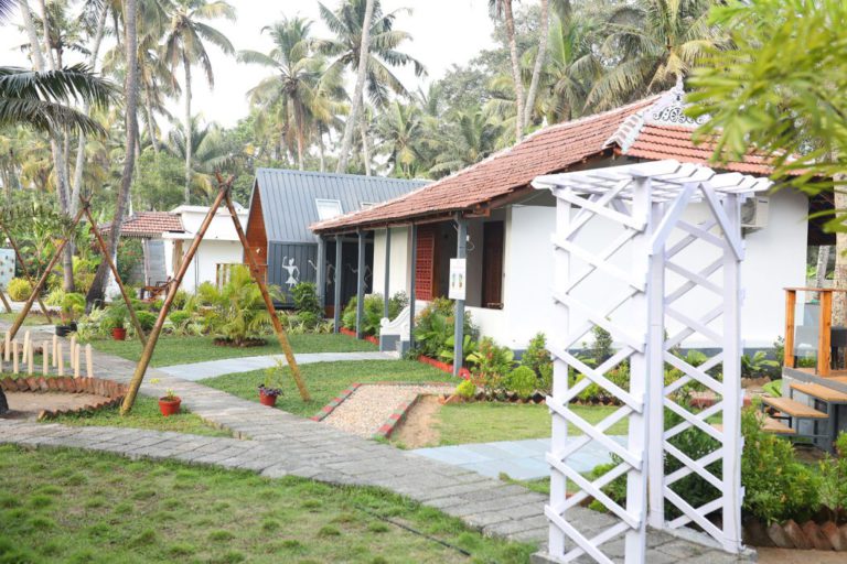 Veda5 Ayurveda Naturopathy Yoga Wellness Clinic Retreat in Kerala India Kuri Kuzhi Beach Kaipamangalam Thrissur Kochi Bharat Care 247 Tripadvisor Best of the Best Ayur Gold by Govt 12 768x512