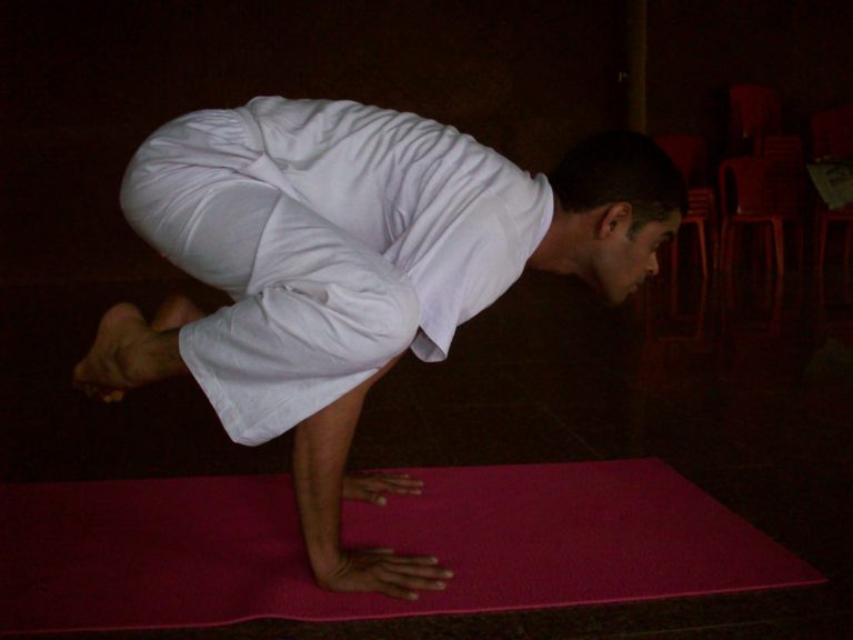 Yoga Teacher Kumaresan Ayyaswamy Thiruvananthapuram Kerala Bharat Care 247 19 768x576